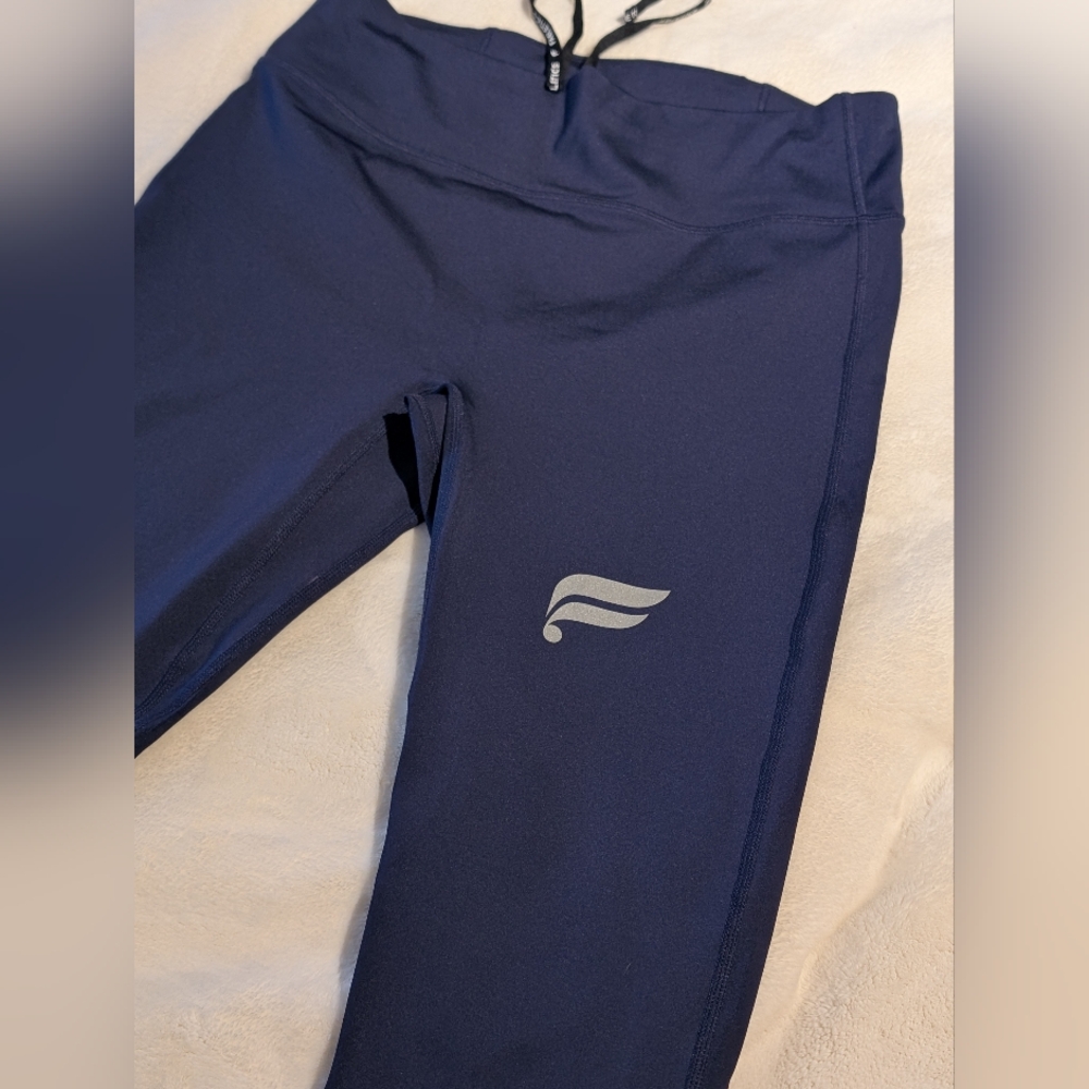 Navy Blue Fabletic Leggings with Logo. Size Small